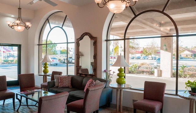 Motel 6 Anaheim Hills