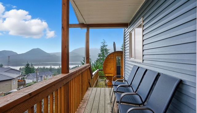 NEW! Cozy 3BR Alaska Retreat with Private Sauna