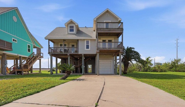 NEW! Serene Coastal Escape with Gulf Views