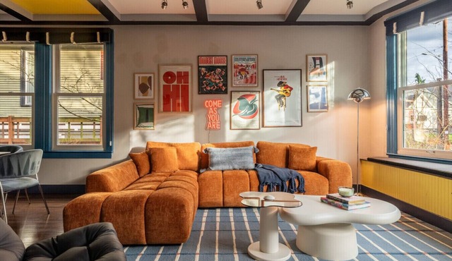 NEW The Cap Hill Heartbeat | Walk to Shops & Cafés