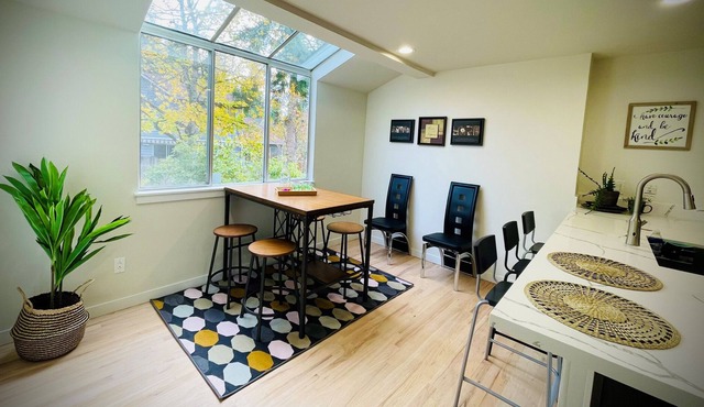Newly remodel house in Renton