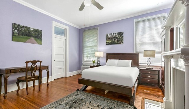 NOLA Studio | Streetcar Outside Your Door