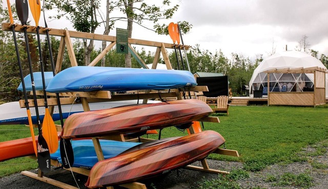 Nova Scotia Dome with Private Hot Tub for Relaxing Retreats in Antigonish, Canada