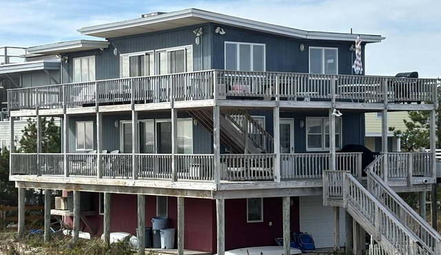 Ocean front 3 bedroom 1 bath 2nd floor with great ocean views in Harvey Cedars