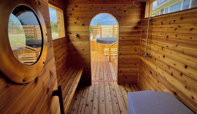 Ocean-View Spa Home/Sauna · Cold Plunge · Hot Tub/Sleeps 10