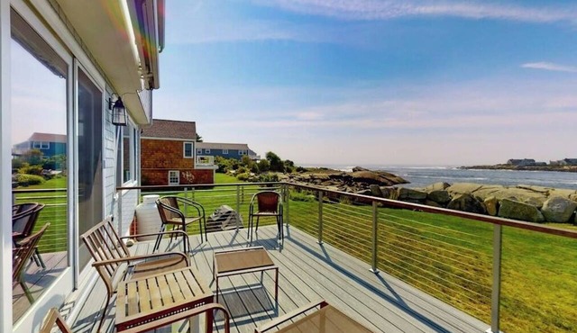 Oceanfront home with stunning views of the cove & sunset, steps to the beach in Biddeford