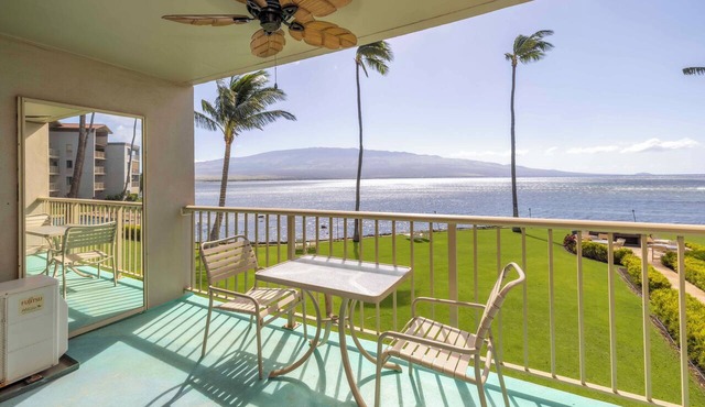 Oceanfront Maalaea Kai 214 Relaxing Resort with Great View!