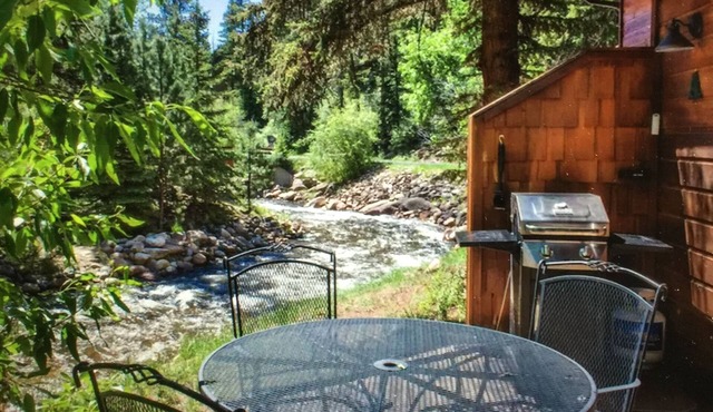 On the rivers edge, the ideal spot between town and RMNP! License #6203