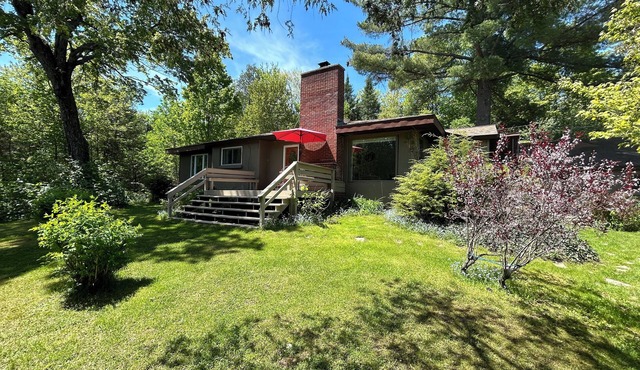 Peaceful AuSable River Retreat-Frederic, MI Sleeps 6- No Pets - No Smoking