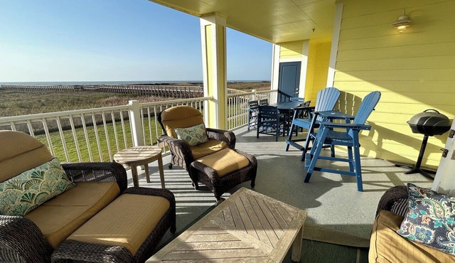 Pet Friendly beach front 3-bedroom condo located in Pointe West, Galveston, TX.