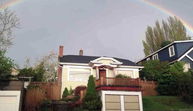 Phinney Ridge Bungalow