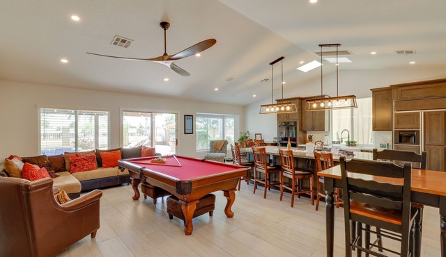 Pool Table, Golf Course View! Phoenix Desert Oasis