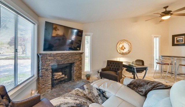 Private Boise Couple's Retreat: WFH Friendly!