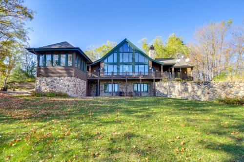Private Lake & Trail Access: Home in Jacobson!