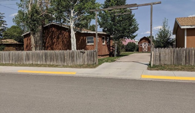 Quiet, Comfortable Location! w/Double Garage Easy access to WyoTech and UW