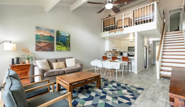 Rare 2 Bedroom & Loft Townhouse on the North Shore
