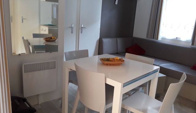 Recent mobile home. 3 bdrms. Vacation village (Les Sables d'Or at Cap d'Agde) in Agde