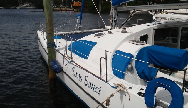 Sailboat cruise and tour
