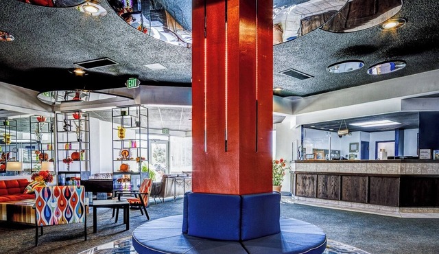 Satellite Hotel