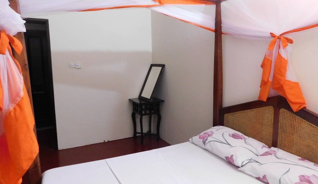 SECOND HOME WITH ONLY 5MINS WALK TO THE BEACH in Malindi