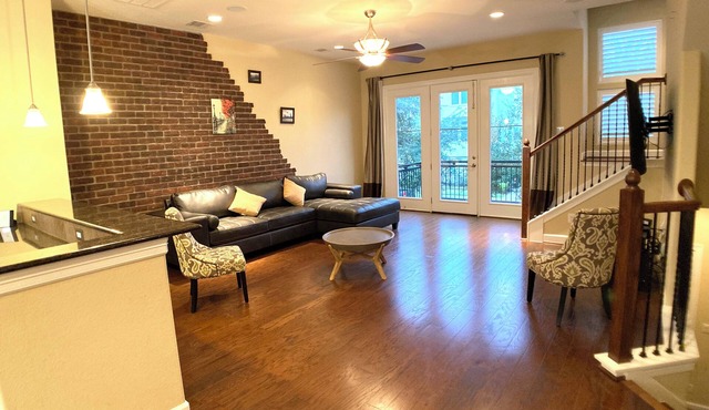 Spacious 3-bedroom townhome in charming Houston