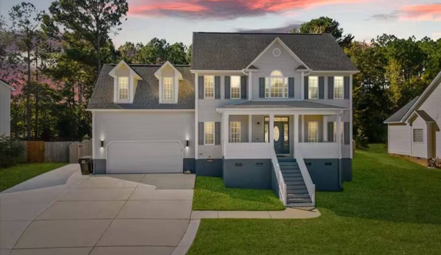 Spacious Garner Oasis w/Private Pool - 12 Guests in Garner