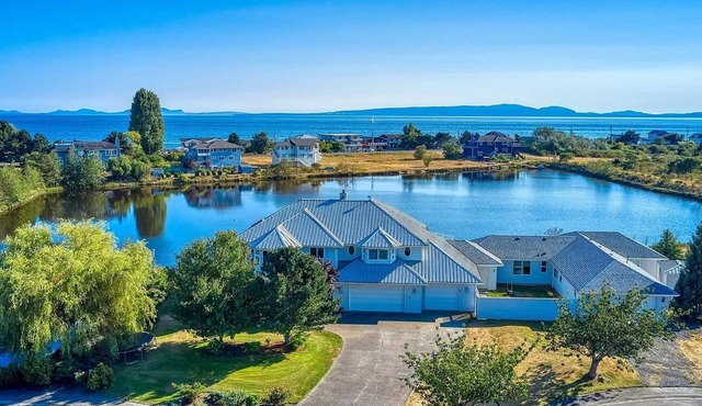 Spacious King Bedroom with Great Views: A Master Retreat” in POINT ROBERTS