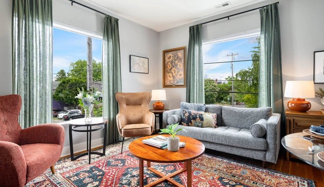 Spacious Stadium District 2BR King Bed