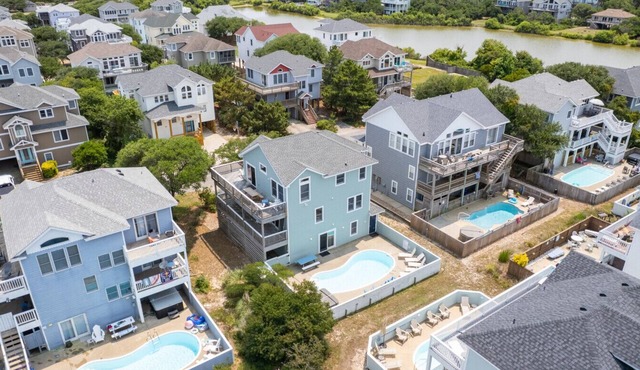 Starfire-6bed/4.5 bath, pool&spa
