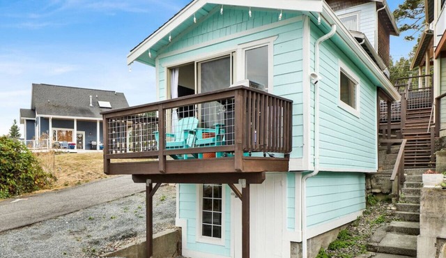 Steps to Beach | Cozy, Clean & Well Stocked