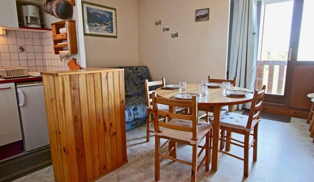 Studio cabin for 4, pets allowed, at the foot of the slopes in Chamrousse