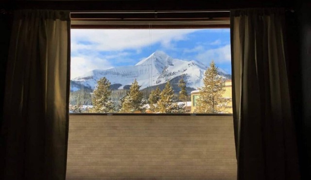 Studio getaway steps away from Big Sky Resort