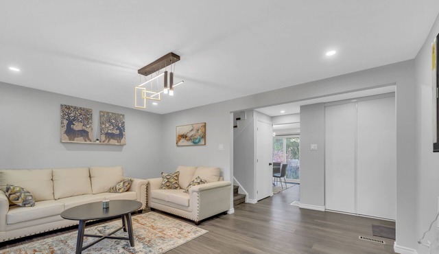 Stunning 4 bed/2bath house for rent - SpaceRental in Kitchener