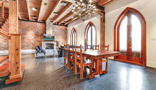 Stunning 5 BR Urban Oasis Downtown NOLA