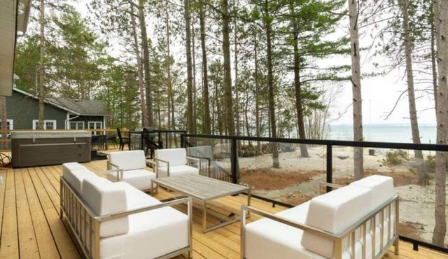 Stunning Beachfront Cottage: Private Beach, Hot Tub