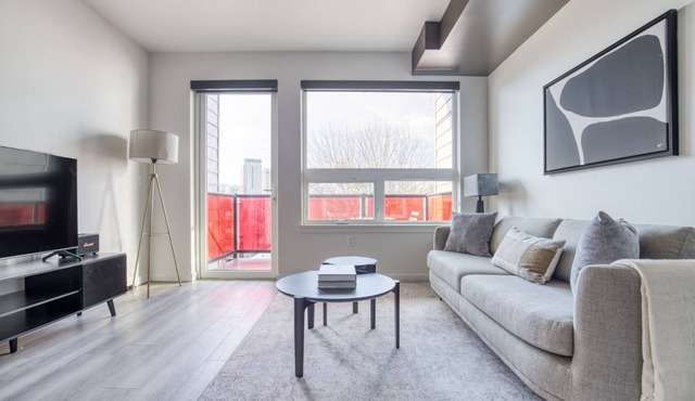 Superb Capitol Hill 1BR w/Lounge & Gym, easy commute, by Blueground