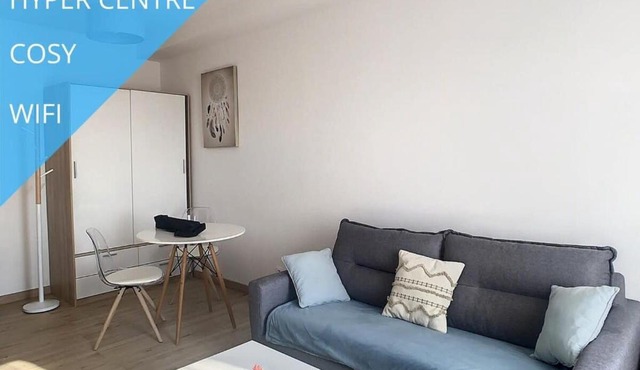 Superbe Studio Centre Ville Tout équipé Wifi 4pers in Saint-Quentin