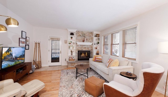The Passport Suite | Downtown Access, Pool/Hot Tub, Near FLC, Trails & Golf