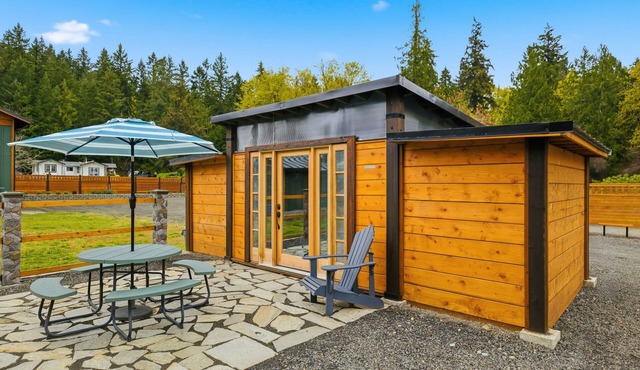 Unique Tiny Home Village, 3 units, outdoor kitchen