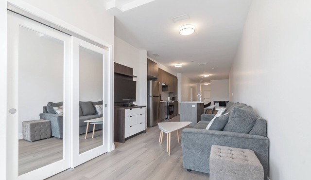 Unit 1 - Modern Fully Furnished 1 Bedroom Apartment