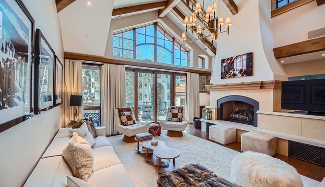 Vail Row-House #7, 303 Gore Creek Dr -Vail Village! Next to Bridge St, 2 Parking Spots