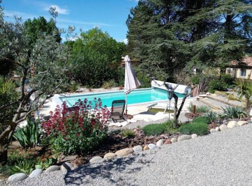 Villa-piscine privative en Haute Provence in Oraison