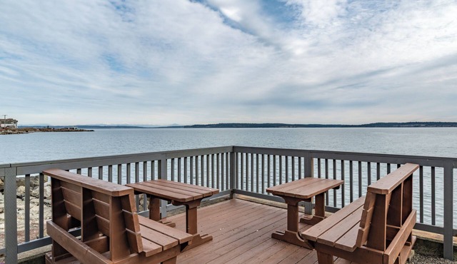 Water Front Inn