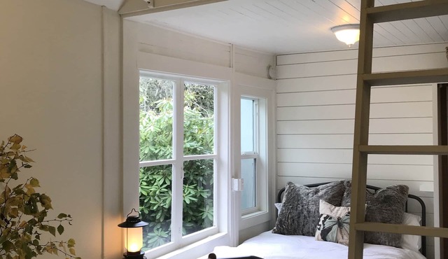 Willow Studio near Vashon Town
