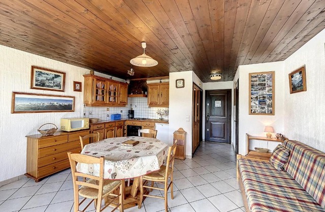 Appartement Combloux, 2 pièces, 4 personnes - FR-1-560-16 in Combloux
