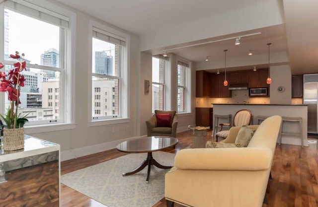 Downtown Seattle Urban Retreat