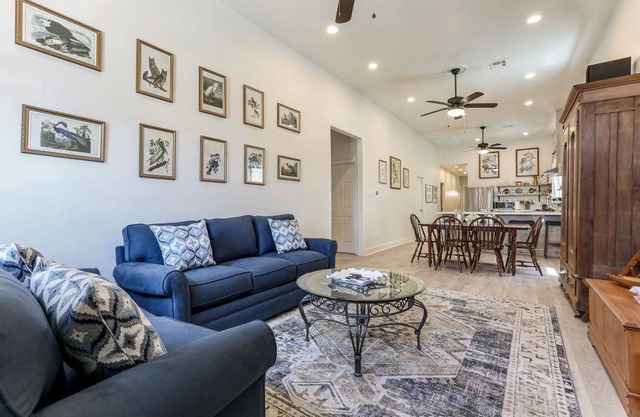 House ∙ 4 bedrooms ∙ 8 guests