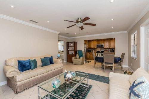 Lantana House | 102 m² House ∙ 2 bedrooms ∙ 6 guests
