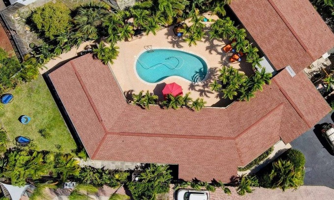Palm Springs House | 232 m² House ∙ 3 bedrooms ∙ 9 guests