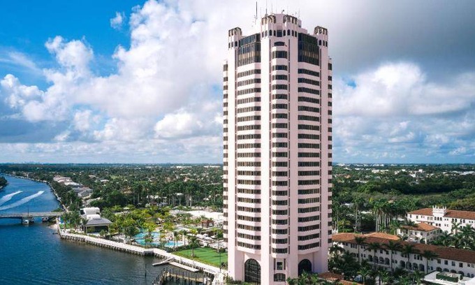Boca Raton Hotel | 295 m² Hotel ∙ 19 guests